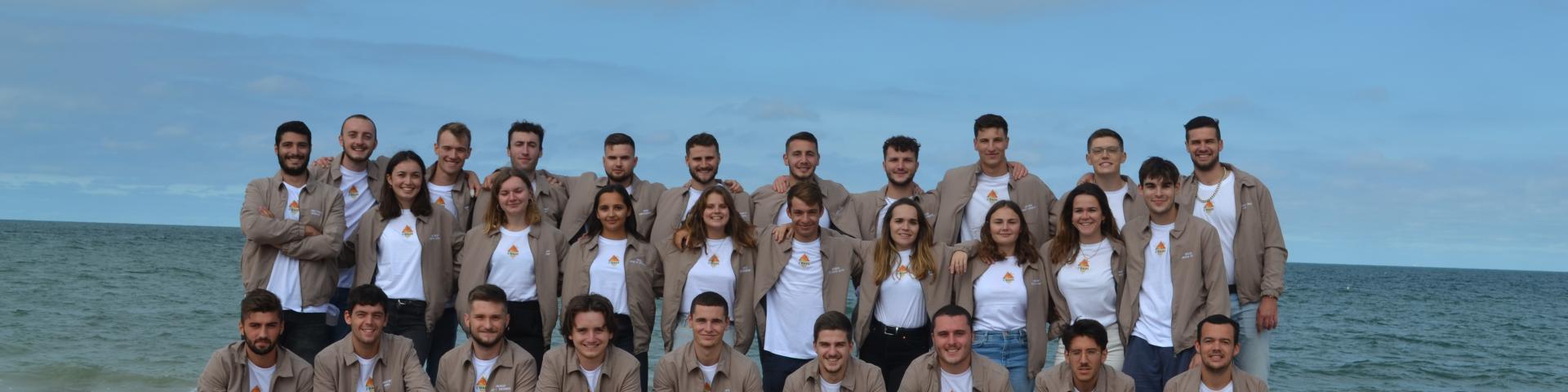 Photo de groupe de l'ensemble de L'Oasis 