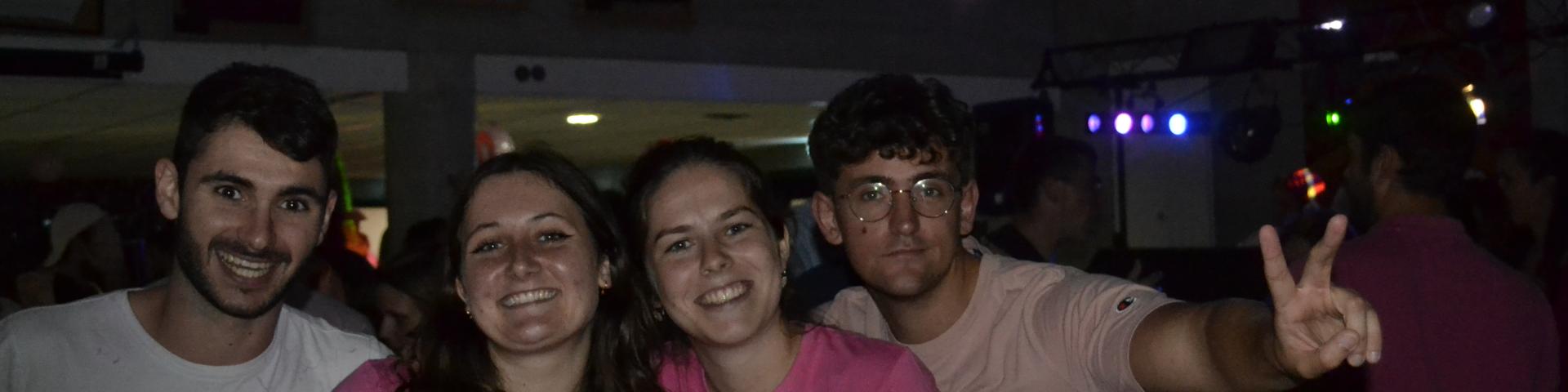 Elèves à la soirée octobre rose