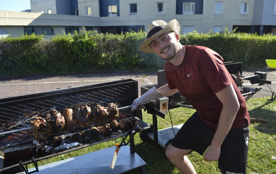 Gauthier Delattre au tourne-broches